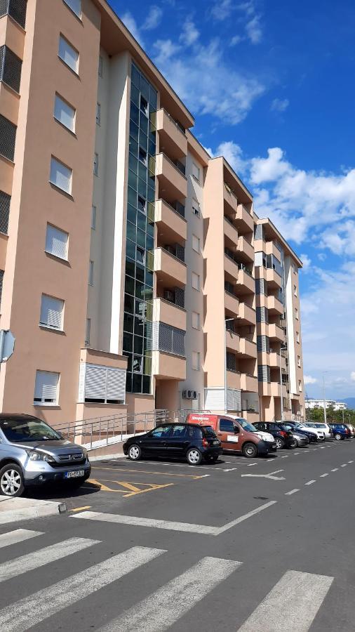 Apartman Seka Lejlighed Podgorica Eksteriør billede